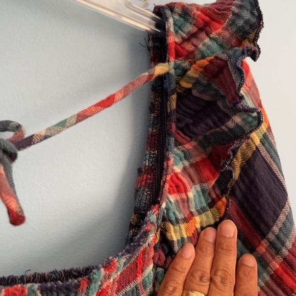 🆕 We the Free Navy Plaid Ruffled Siena Top - Picture 9 of 12